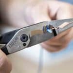 WIHA Multifunctional pliers 8in1 Industrial electric with switchable opening spring